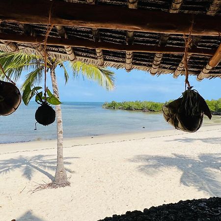 Mwazaro Beach Lodge Shimoni Bagian luar foto
