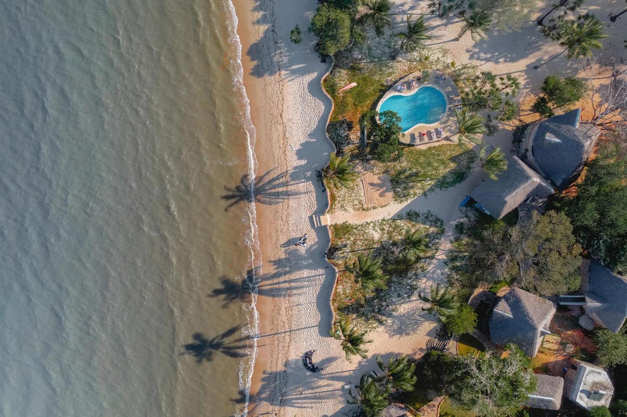 Mwazaro Beach Lodge Shimoni Bagian luar foto