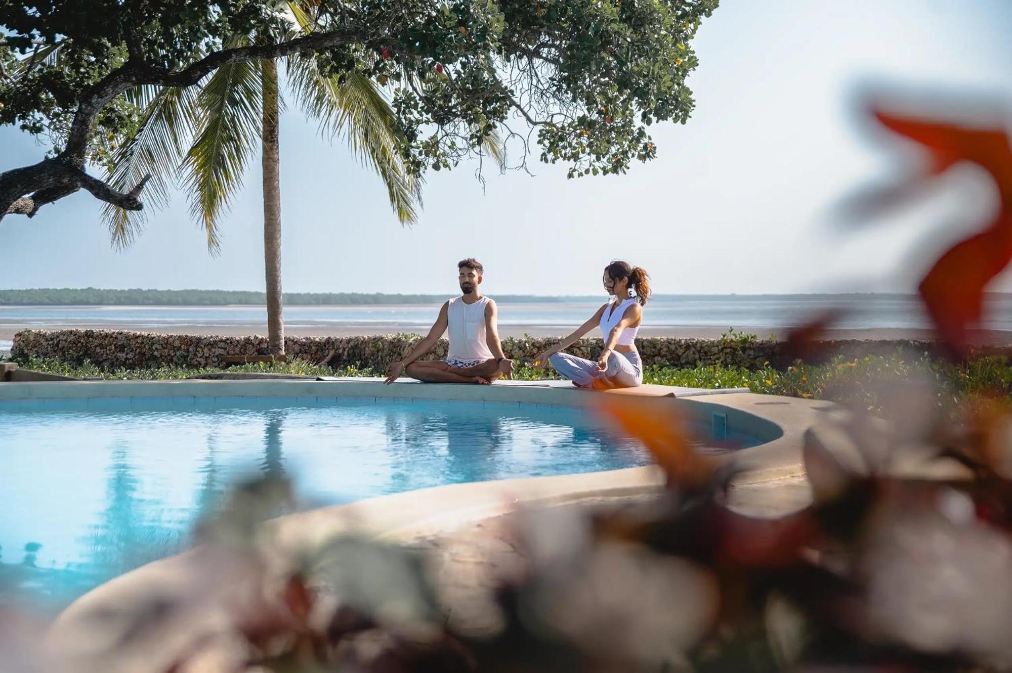 Mwazaro Beach Lodge Shimoni Bagian luar foto