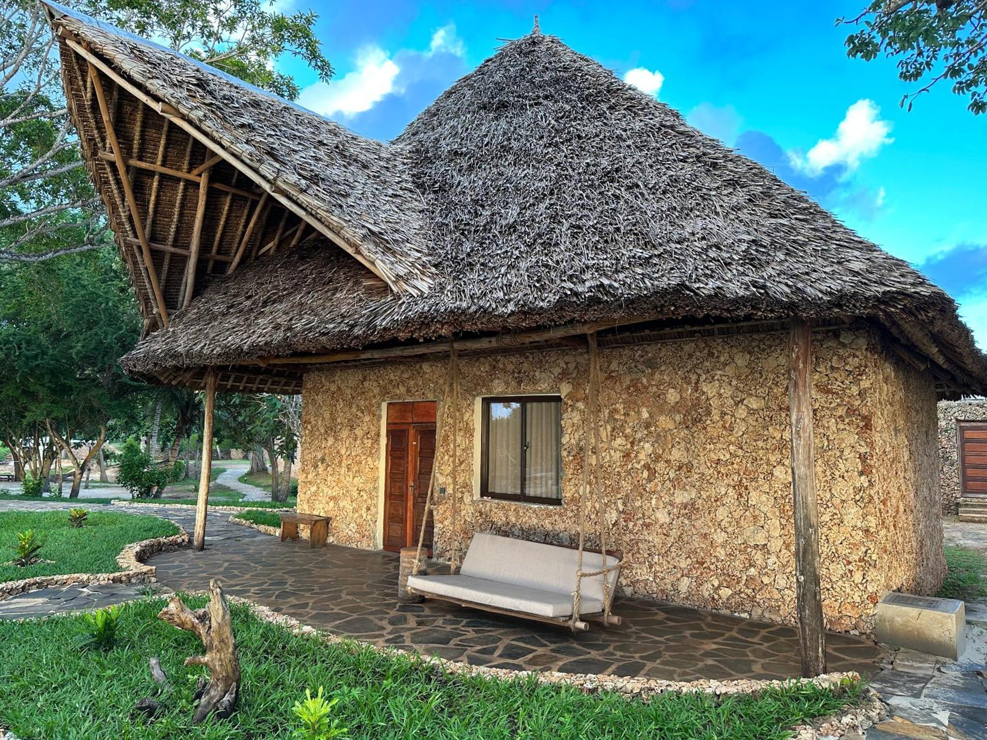 Mwazaro Beach Lodge Shimoni Ruang foto
