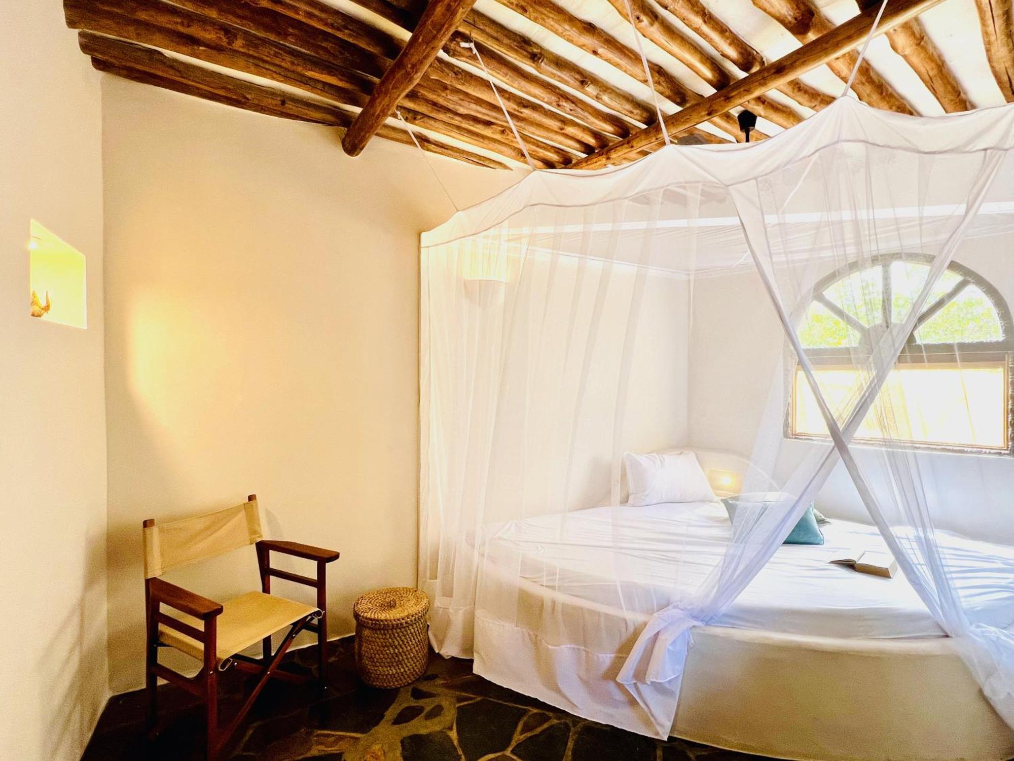 Mwazaro Beach Lodge Shimoni Ruang foto